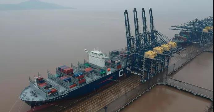 有箱子了！中遠(yuǎn)海運(yùn)一次運(yùn)回1.3萬(wàn)空箱！