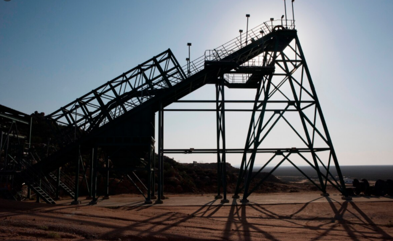 下手了！拜登下令徹查供應(yīng)鏈！要求一年內(nèi)，關(guān)鍵產(chǎn)品搬出中國(guó)回美國(guó)！  