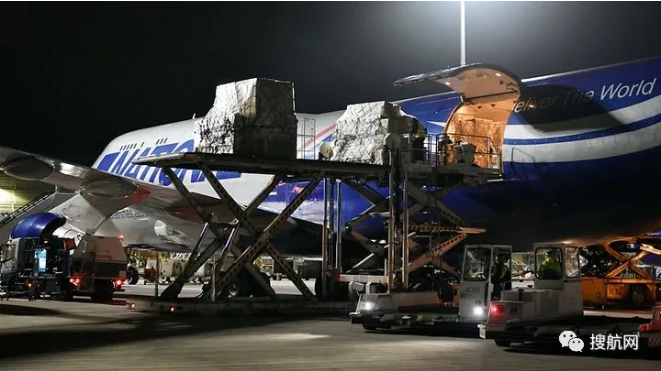 與馬士基之爭后，DB Schenker又極力拓展航空貨運(yùn)包機(jī)，欲搶占Panalpina此前市場