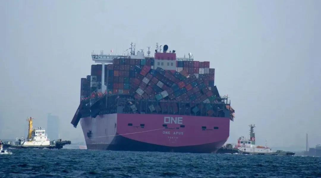 最新！馬士基掉箱事故丟失約750個集裝箱，已制定索賠流程