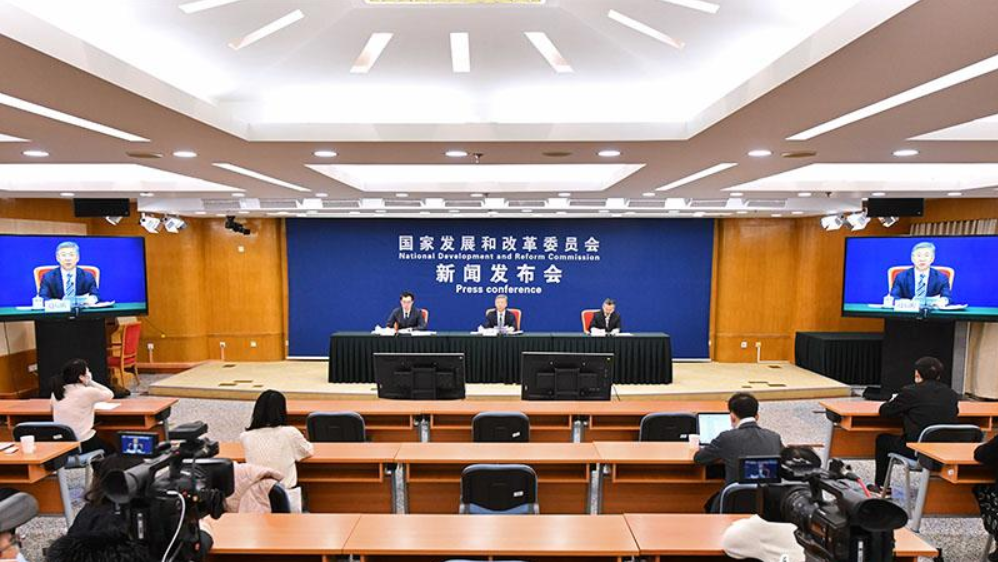 12406列，增長50%！中歐班列年開行量首次突破“萬列”大關