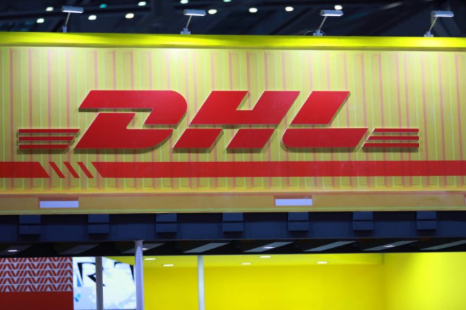 DHL2020年收入191億歐元，同比增長12%，經(jīng)營利潤提高35%！
