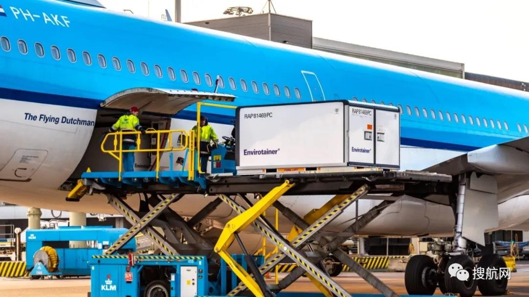 貨運(yùn)填補(bǔ)航空缺口，全球最大貨運(yùn)機(jī)場貨運(yùn)量下降7%，客運(yùn)量下降87%