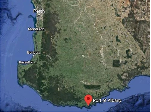 船舶靠港隔離期間, 船員竟跳下海游上岸! ...觸發(fā)全城警報(bào)！