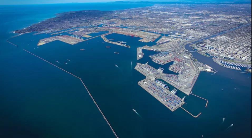 洛杉磯和長灘港的船舶?？繑?shù)量跌至40年來最低點