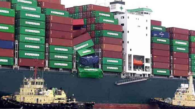 突發(fā)！36個(gè)集裝箱落水21個(gè)倒塌！曾掛靠青島/上海/寧波港！長(zhǎng)榮箱船遭遇事故