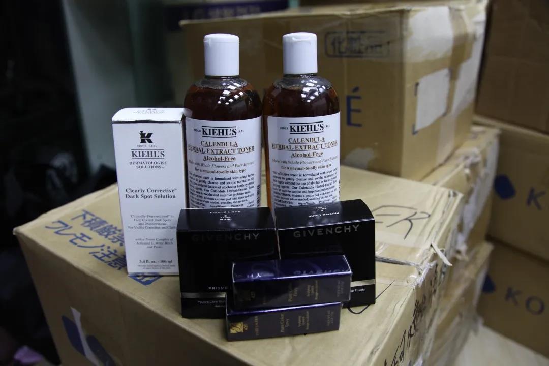 深圳海關(guān)偵破跨境電商走私案！案值達6億元，涉及多個知名品牌