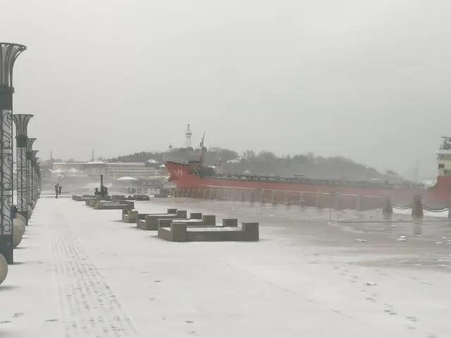 突發(fā)！大風吹裂錨鏈，煙臺海域一貨輪擱淺