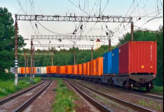 中歐班列雙向積壓，出口貨物停裝！運費飆升5倍！