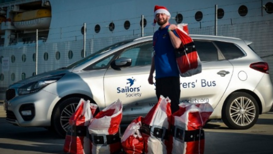 收到了嗎？馬士基向海員贈圣誕禮物，每艘船10000美元！