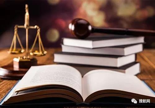 低報貨價，外貿(mào)公司擅自把200萬美元存放境外，是否構(gòu)成逃匯罪？