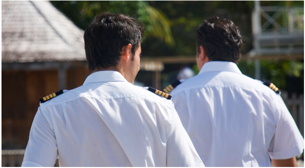 "立正！全體船員漲工資40% !" ... 為留住船員, 該國拼了