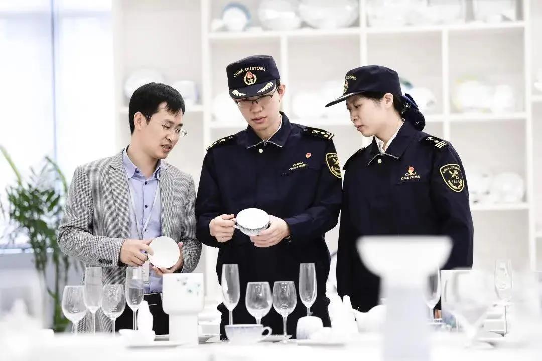 海關(guān)總署：1-11月我國(guó)查獲侵權(quán)嫌疑貨物4557.2萬(wàn)件，同比增長(zhǎng)11%