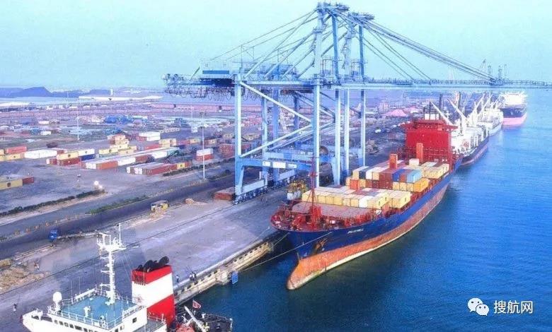 天價運費和缺柜之下，印度開始監(jiān)管運費，提出全包運費外不得征收任何費用，遭抨擊和質(zhì)疑