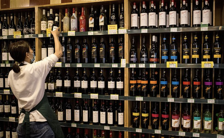 中澳貿(mào)易摩擦再升級(jí)！澳洲：要把中國(guó)告上WTO！中國(guó)：限制澳多個(gè)產(chǎn)業(yè)的進(jìn)口！